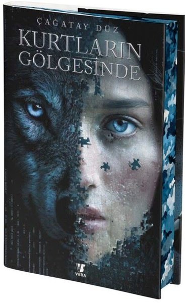 Kurtların Gölgesinde - Yan Boyamalı - Ciltli